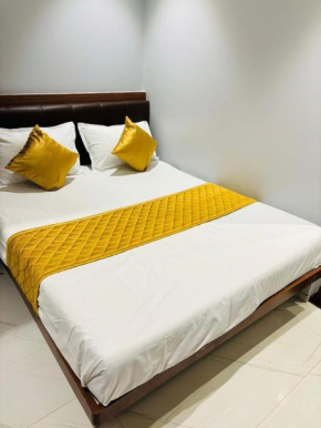 Glitz Hotels Powai - Nr IIT Bombay